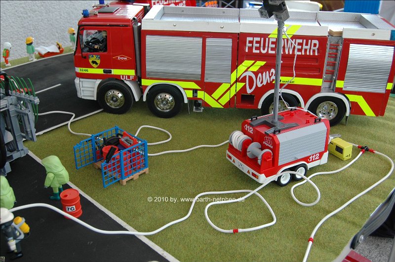Feuerwehrtisch_100606 019_prot.jpg